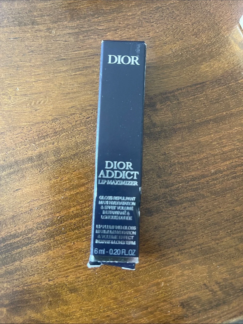 Dior Addict Lip Maximizer 004 Coral ..new in box